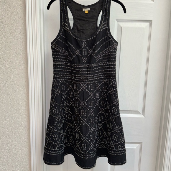 Leifsdottir Black with White Quilt Stitching Sleeveless Mini Dress - Picture 2 of 11